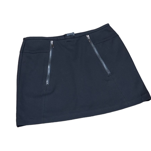 NEW Kenar Black Mini Skirt Front Zipper Detail Women’s Sz 8 - Picture 9 of 11